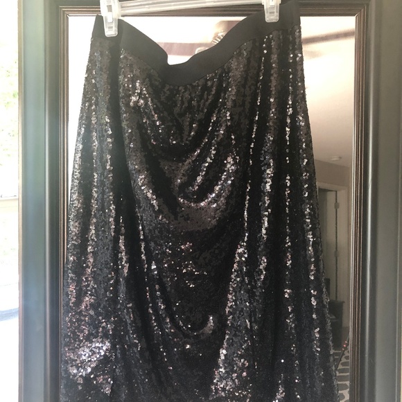 Lane Bryant Dresses & Skirts - Lane Bryant Plus Size Black Sequin Skirt